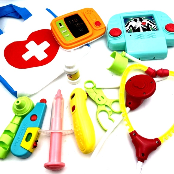 Doctor Kit Toy Playset 11pc Set Sounds Children Kids Hospital Care Carry Bag - Picture 7 of 8
